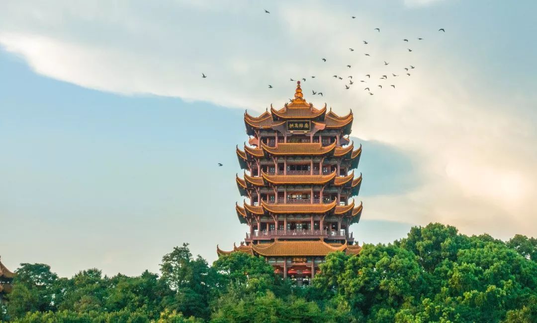 黄鹤楼诗句最出名的（黄鹤楼最著名的三首诗） 第11张