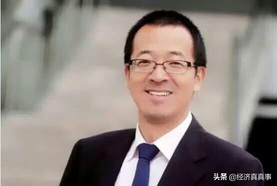 他在互联网卖课，每节课35元费用，如今身价360亿 第1张