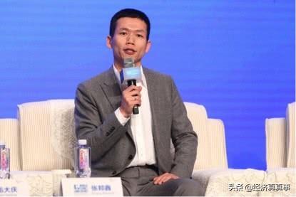 他在互联网卖课，每节课35元费用，如今身价360亿 第3张