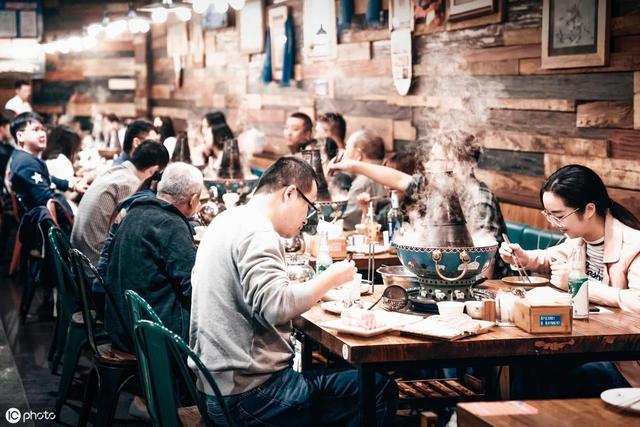 餐饮店的朋友圈就是“线上门脸”，这样发圈，才会生意火爆 第13张