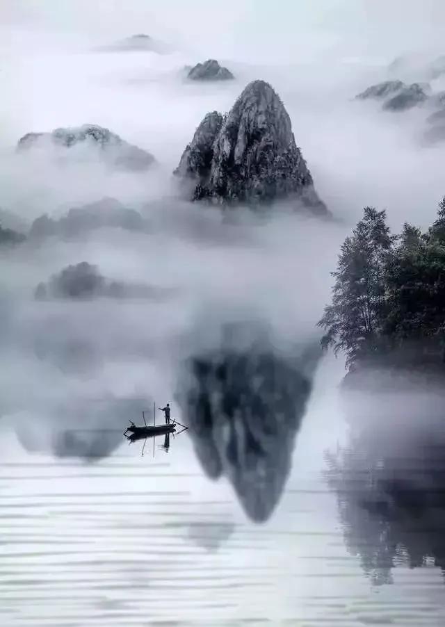 早发白帝城的古诗（早发白帝城古诗翻译） 第1张