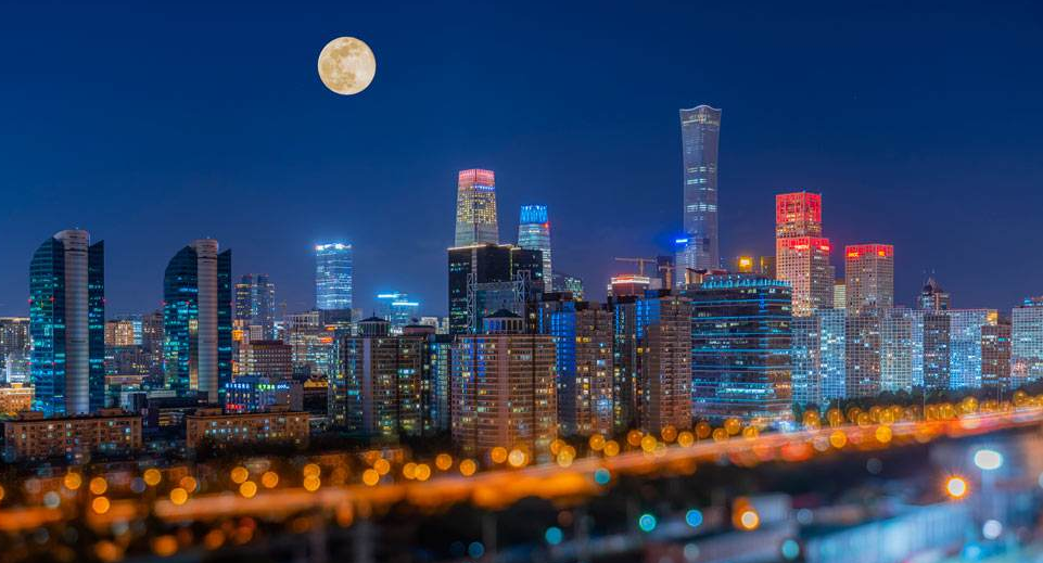 与月亮有关的古诗（月亮的经典诗词分享） 第61张