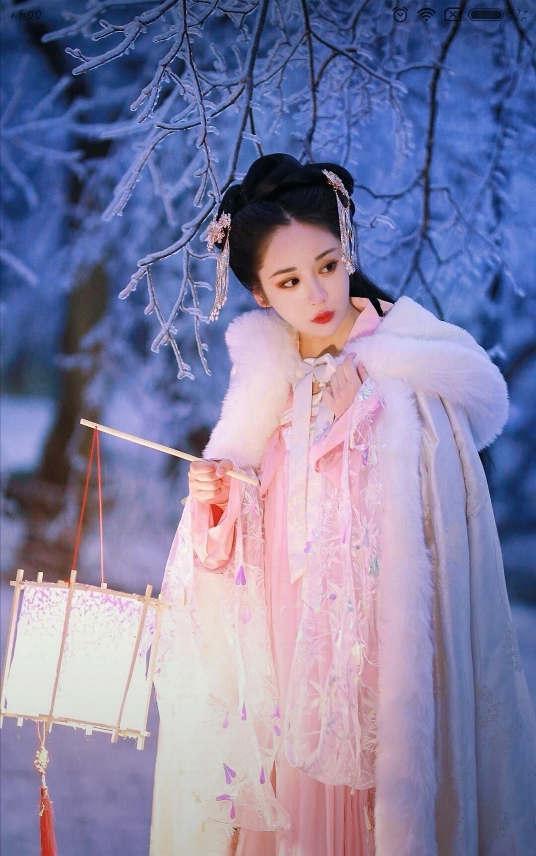 描写雪景的唯美句子（借雪景抒情的爱情唯美短句） 第17张