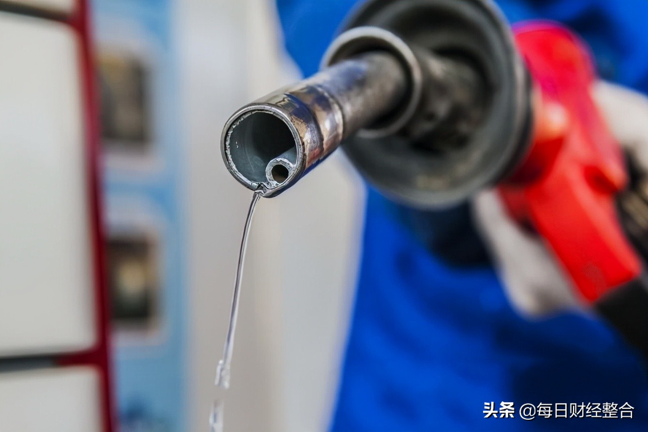 油价调整信息：今天2月24号，各地加油站调整后92、95号汽油售价 第3张