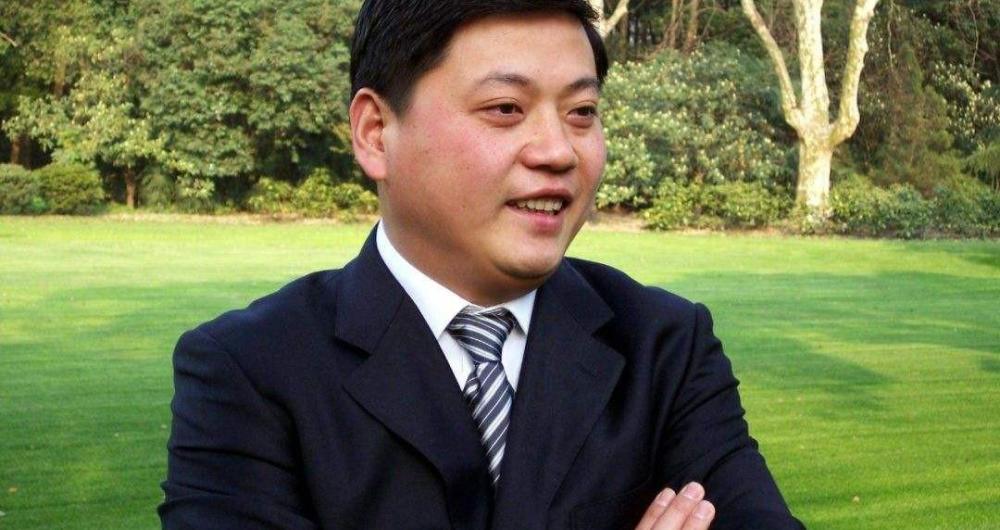 浙江首富王均瑶，38岁离世后妻儿如何？大儿子数年连登胡润富豪榜 第1张