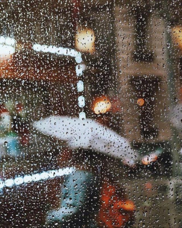 心情不好环境描写的句子摘抄（超级伤感的雨后寄语说说） 第9张