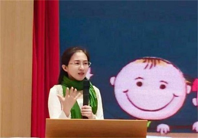 胡红梅的“堕落史”：从最美校长到“无耻小偷”，她经历了什么？ 第31张