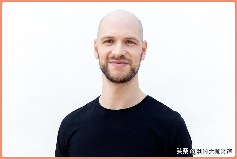 离开公司后，小哥创办一家求职网站，年访客数百万人，月赚2.5万 第1张