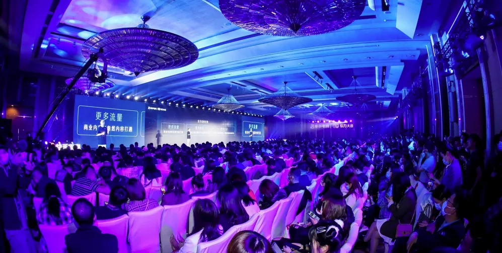 在快手，十万粉的主播可以赚多少？ 第1张