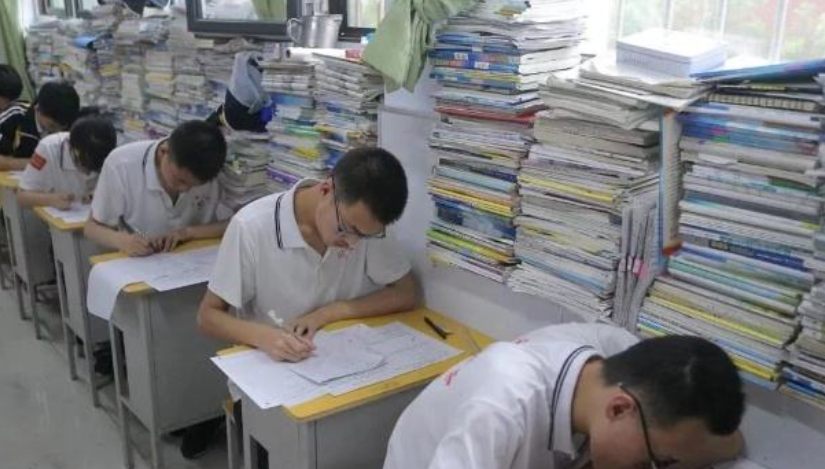 “衡水模式”再遭质疑：改变命运的摇篮，还是摧毁学子的恶魔？ 第5张