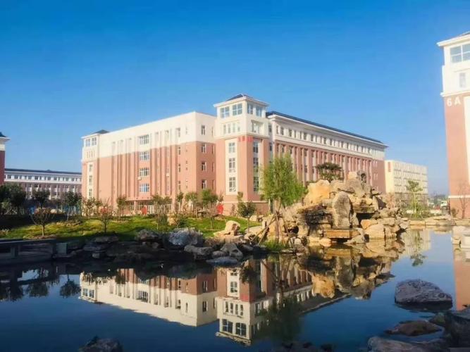 衡水：某中学被学生举报，似乎存在多项违规，但学校不承认 第1张