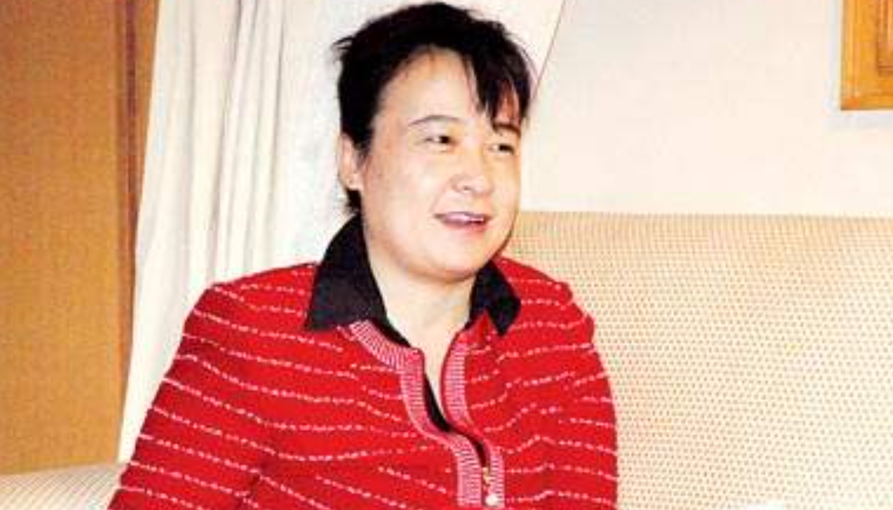 湖南“千亿女烟王”卢平落马记 第13张