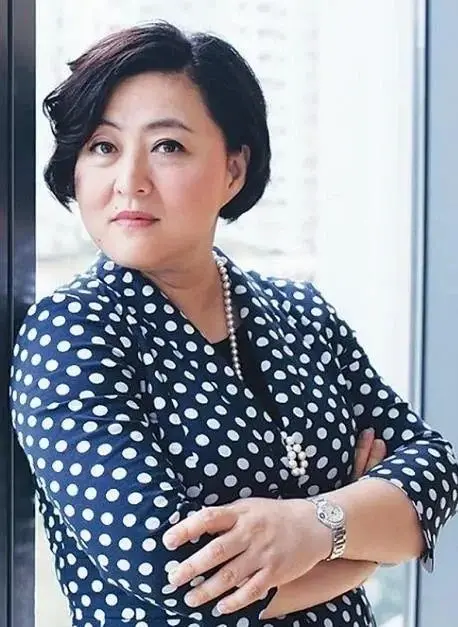 腾讯、京东、美团背后的女人：投出３个中国首富，却从不投丈夫 第13张