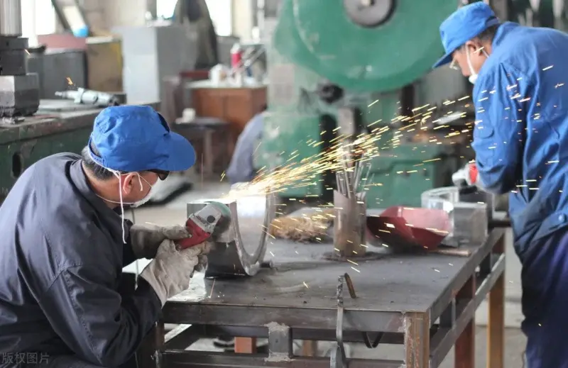 我，国企基层员工，在上海工作30年，透露退休后能拿到多少退休金 第3张
