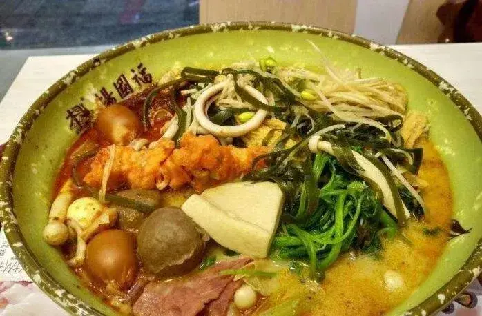 寂寂无名的川菜，为什么被这个东北人做成了全国大生意，还要上市 第3张