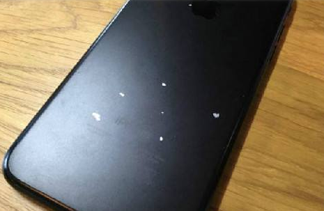 苹果13黑色边框掉漆怎么修复（iPhone掉漆修复技巧） 第1张