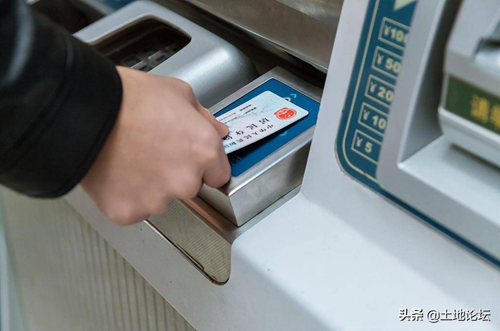 迁户口需要带哪些资料（2022年户口迁移新政策） 第1张