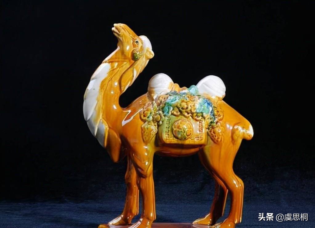 唐三彩：中国古代陶瓷艺术的珍品 第1张