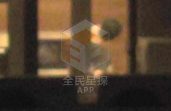 陈张出轨门:陈赫承认离婚亿人唾骂 陈赫张子萱拥吻激情四射 第9张