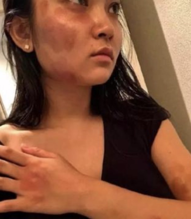 蒋劲夫直播与好兄弟KTV聚会，直言：我现在生活非常好，送外卖只为博关注？ 第7张