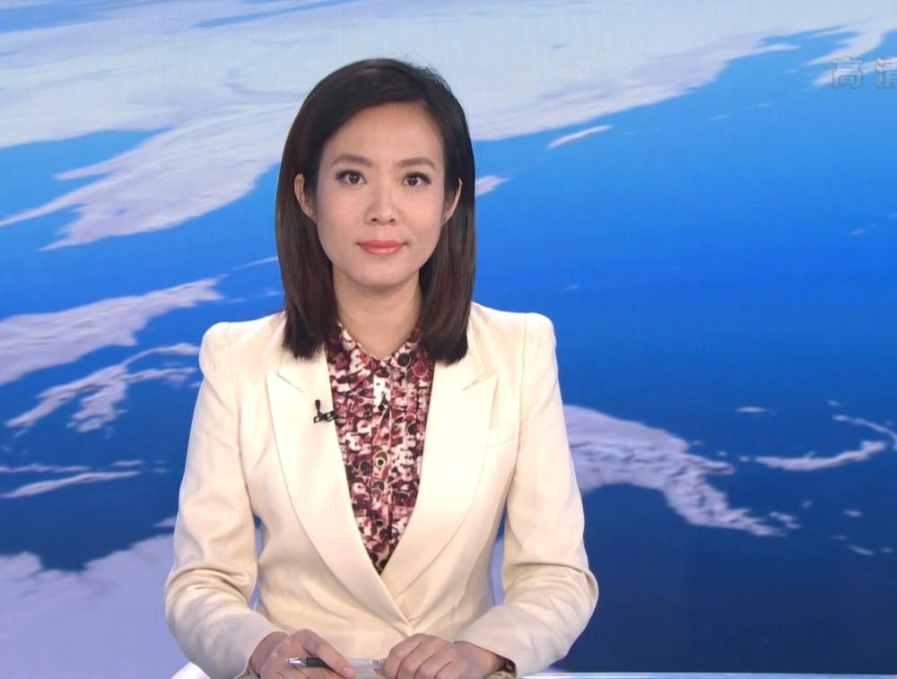 《新闻联播》美女主播宝晓峰：43岁仍未婚单身，情系家乡内蒙古 第13张