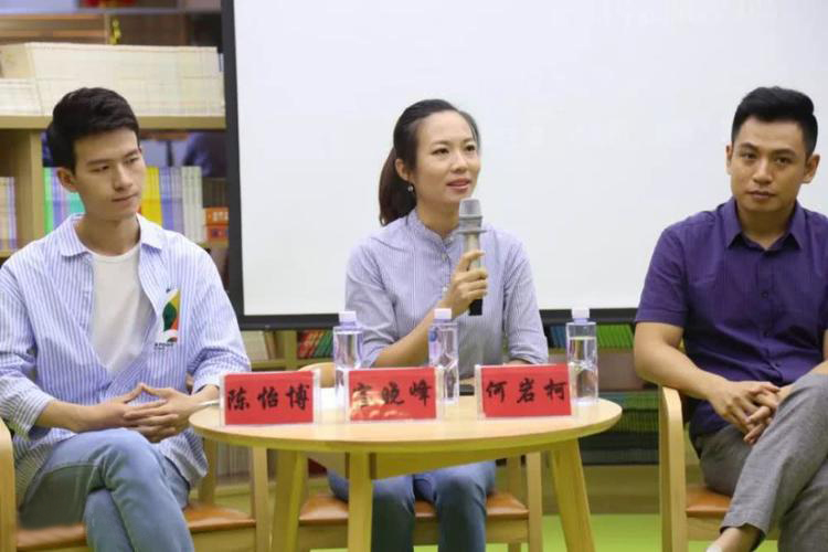 《新闻联播》美女主播宝晓峰：43岁仍未婚单身，情系家乡内蒙古 第11张