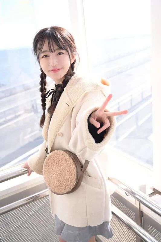 宍戸里帆（Moodyz旗下纯欲系演员） 第3张