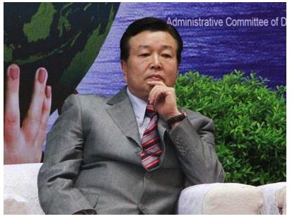 曾穷到卖血为生，因为代理了一款饮料，如今身家高达800亿 第9张