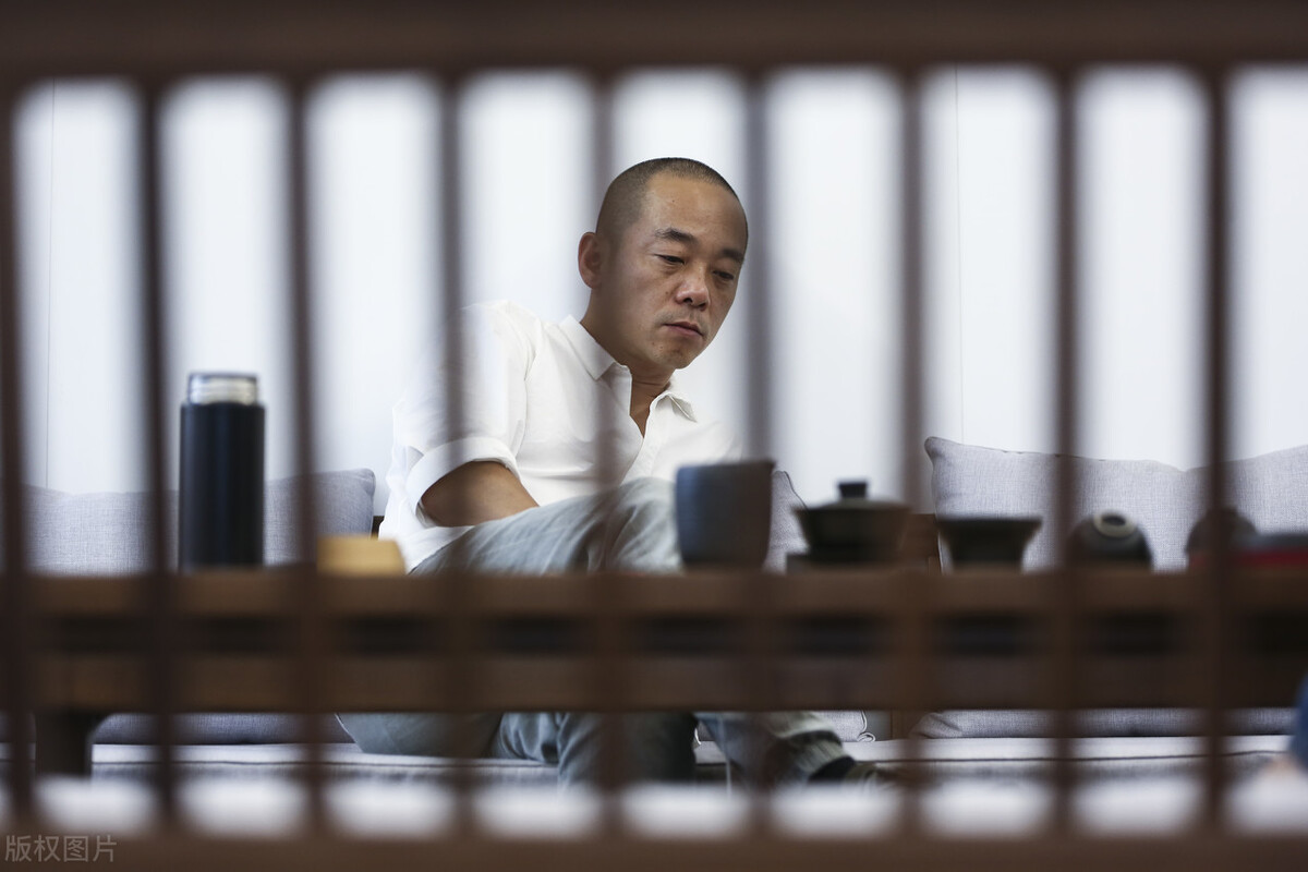 “妖股”暴风落幕！6万股民“被埋”，400亿市值灰飞烟灭 第3张