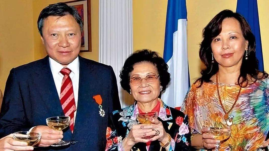 香港最有威望的包租婆：今年已92岁，一年靠收租就能赚200亿 第3张