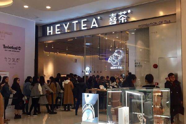 曾年卖三亿杯，如今亏损超6000万，绕地球的香飘飘卖不动了？ 第9张