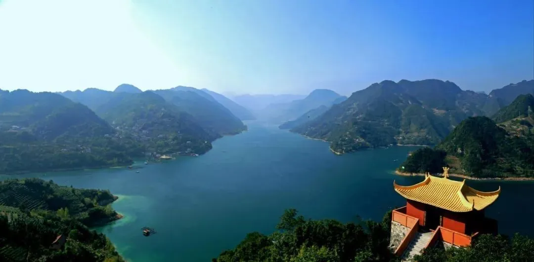 卜算子送鲍浩然之浙东的诗意（卜算子送鲍浩然之浙东赏析） 第11张