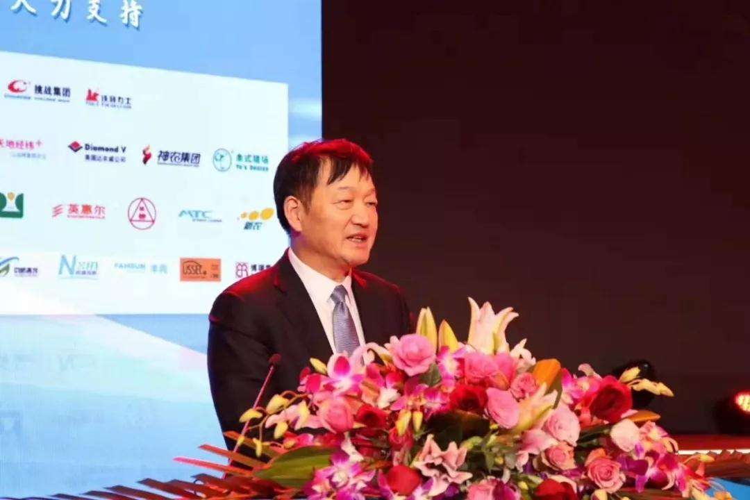 养猪界的两大千亿首富：一个身价1050亿，另一个身价破2千亿 第7张