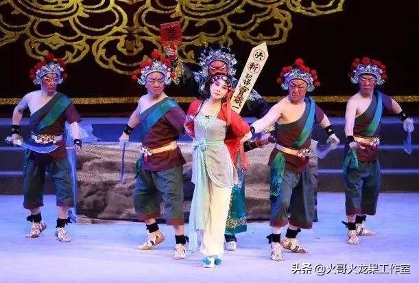 窦娥冤的故事简介（窦娥冤民间古诗欣赏） 第3张