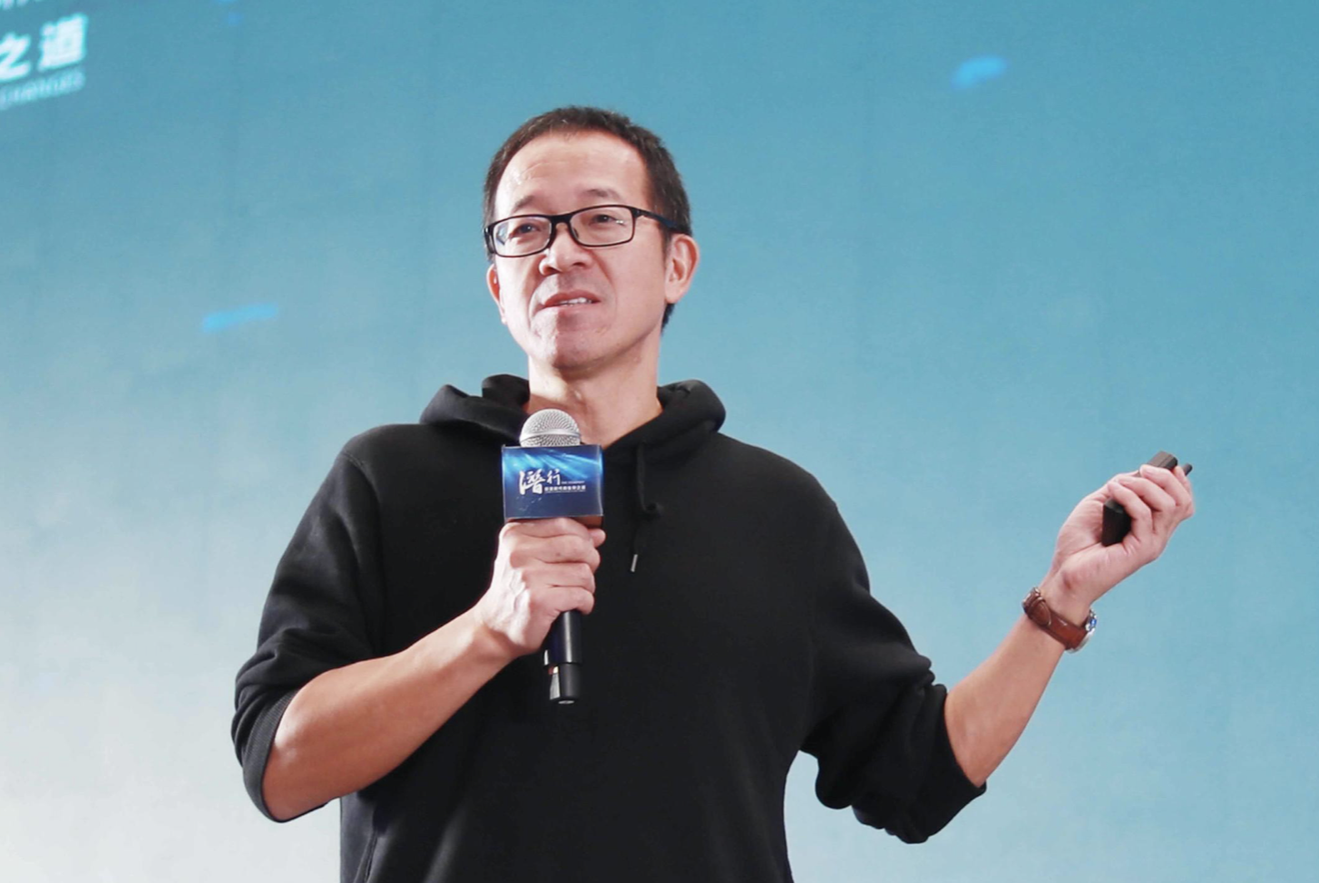 跑输后辈737亿，回港上市后，俞敏洪如何带领新东方重新突围？ 第1张
