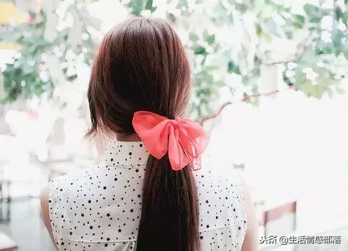 心事无人懂你的短句（形容有心事无人诉说的说说） 第3张