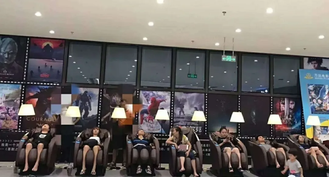 车站的按摩椅没几个人付费，商家却能赚大钱，背后的门道是什么？ 第3张
