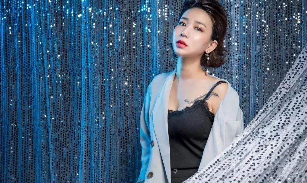 服装店免费送衣服，短短半年收入过百万，连翻十几倍 第1张