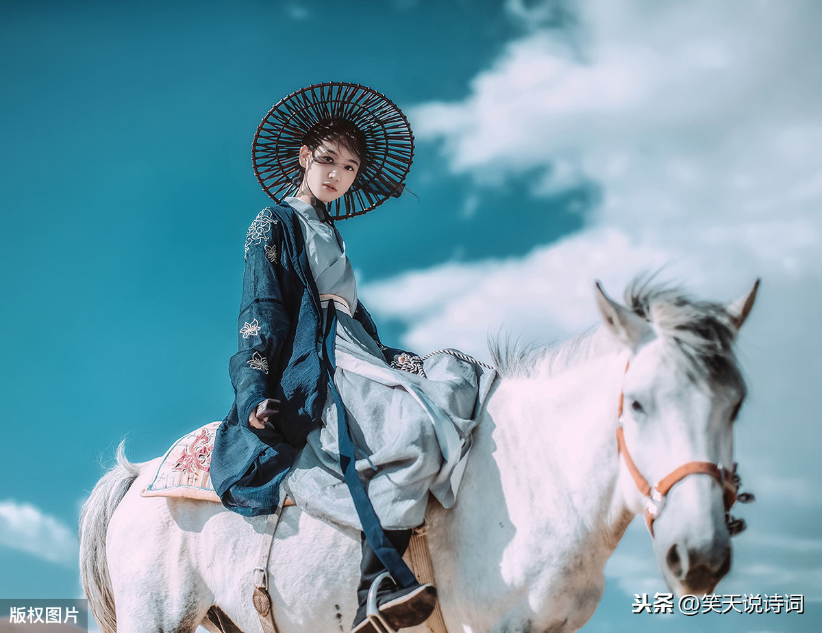 李白含梦的诗句有哪些（梦游天姥吟留别赏析及诗意） 第1张
