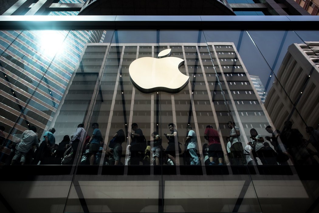华为、苹果极限分化，iPhone11成销量冠军，华为无缘前十 第7张