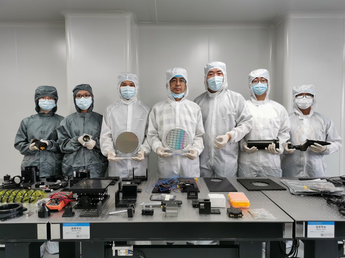我国首款工业数字光场芯片亮相服贸会 硅基液晶芯片分辨率世界最高 第7张