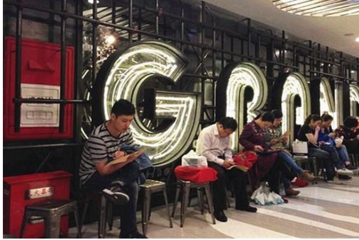 90后小伙摆摊创业，仅靠这3招，1个月开出多家分店 第7张
