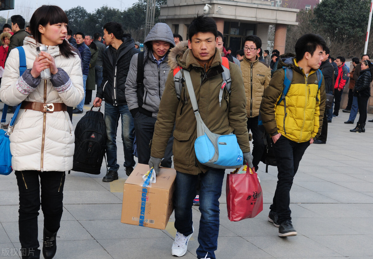 我，大三学生，靠给工厂介绍寒假工半年收入十万，现总收入6位数 第7张