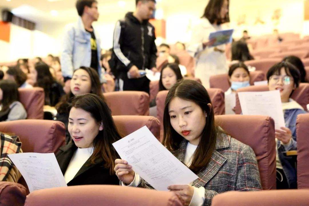 中国14亿人，50%的企业面临招工难，是人口过剩还是用工荒？ 第7张
