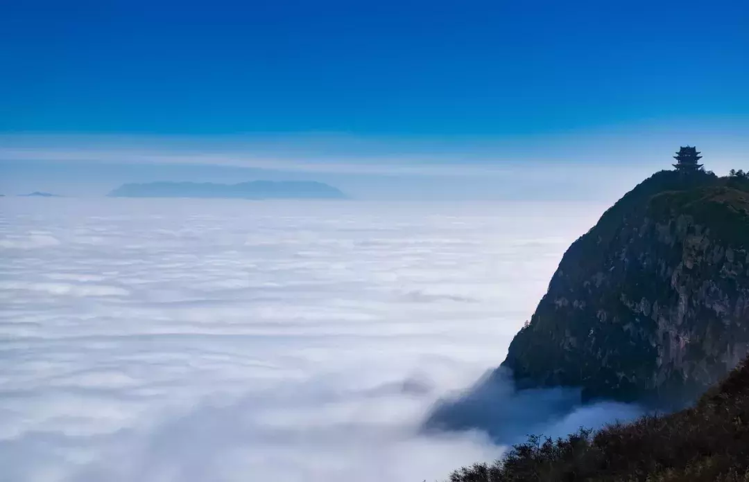 积极向上的诗词歌赋（朝气蓬勃奋发向上的诗词） 第3张