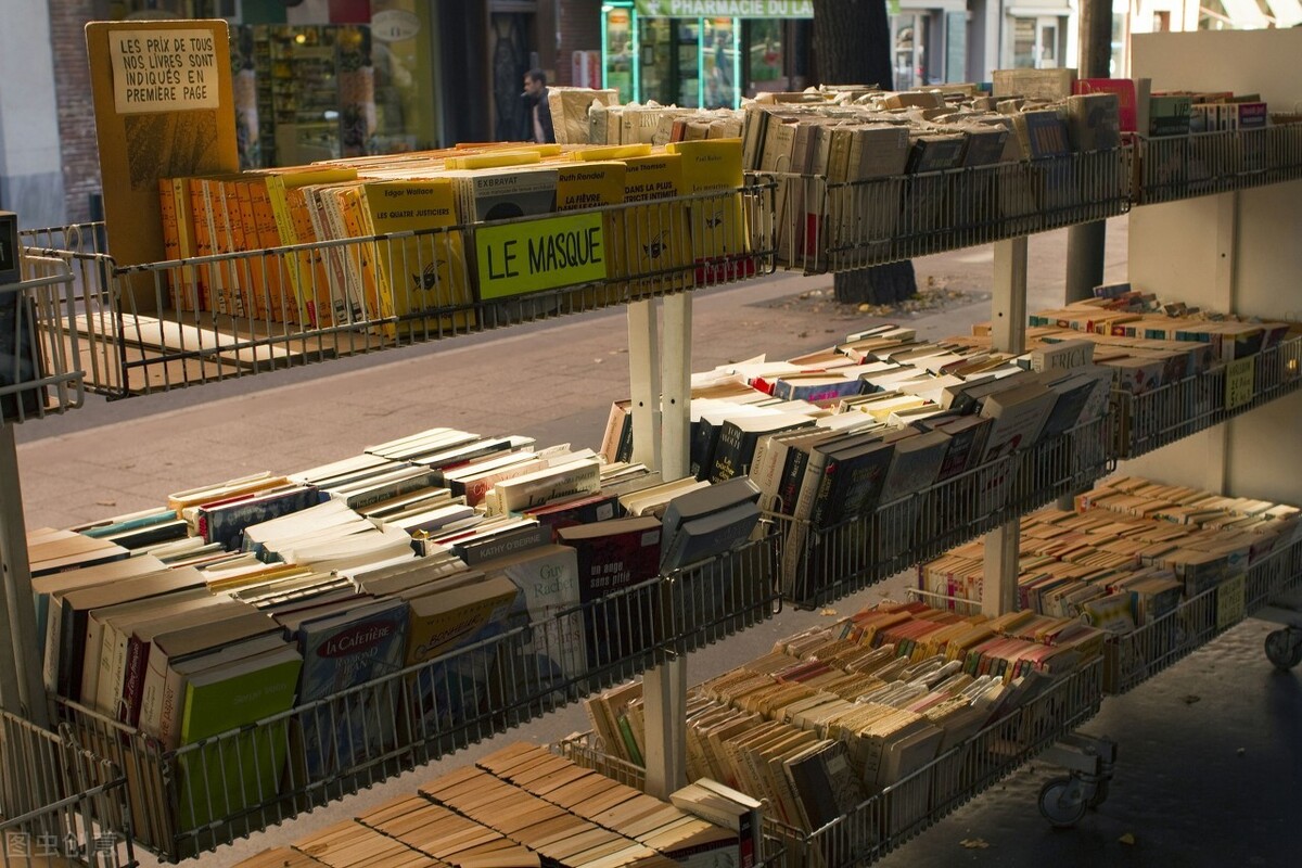 我，退伍老兵转行做二手书店老板，没想一套破书转手赚6万 第17张
