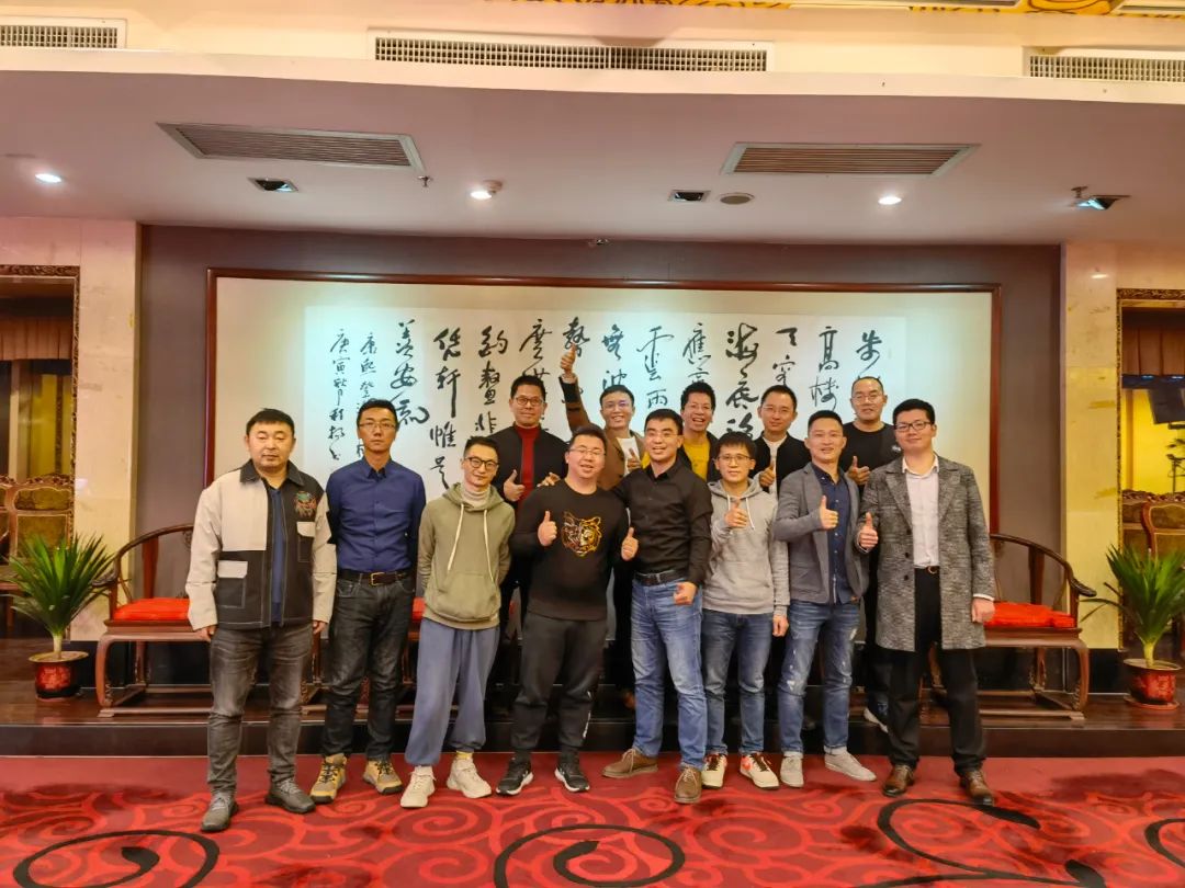 东哥饭局第33期干货：为什么淘宝/电商做不了品牌？ 第1张