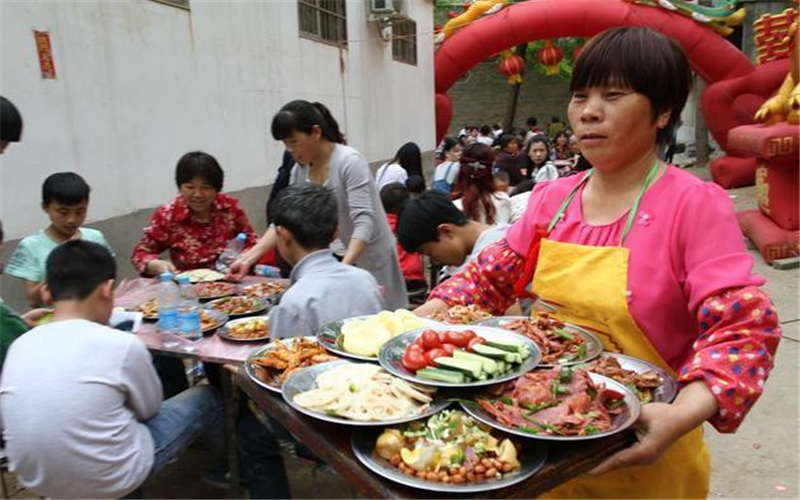 现在的农村，一万元的投入，干什么一天能赚到300元呢？ 第7张