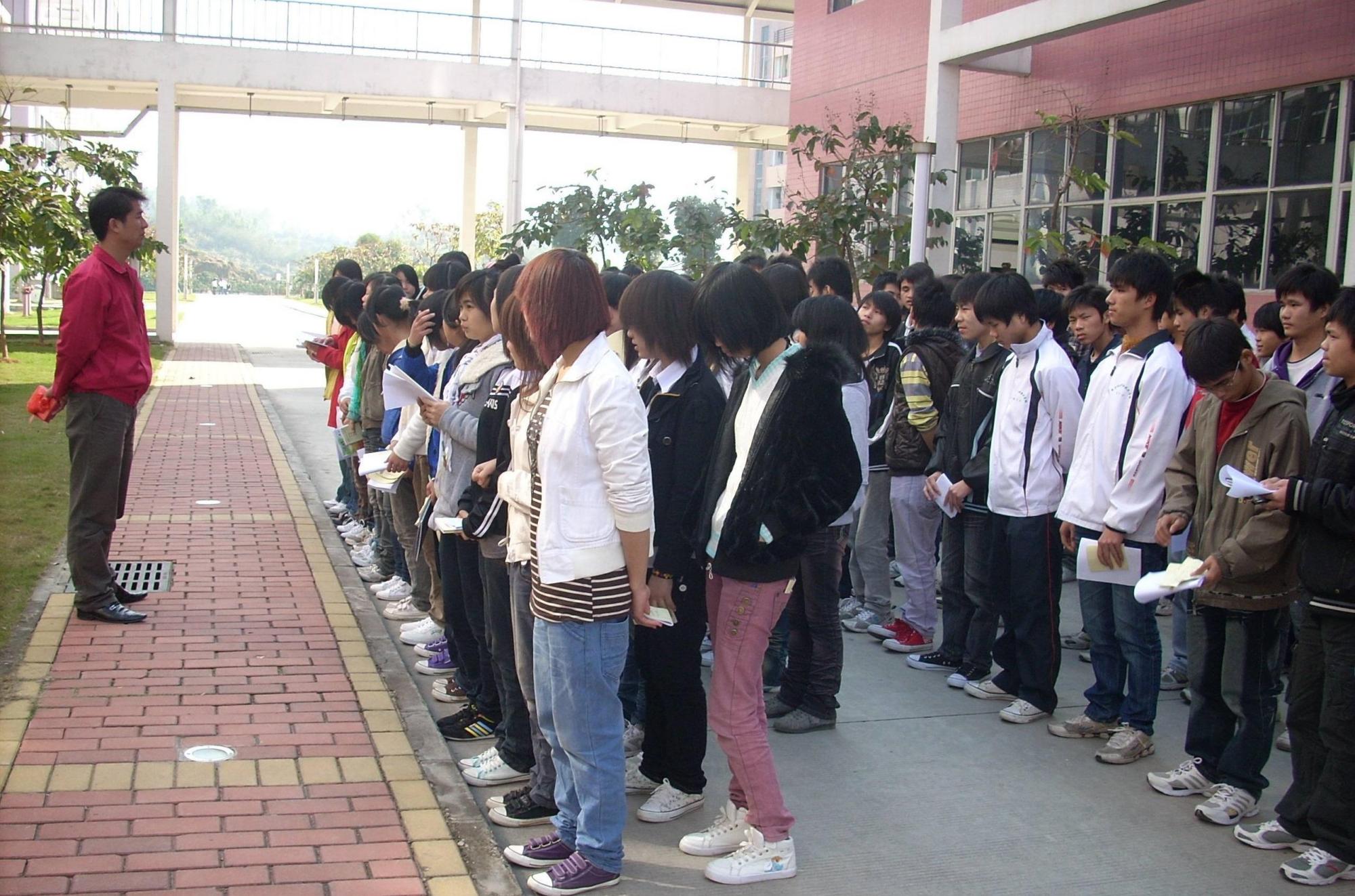 又一招工怪象：国内工厂没人去，外资工厂却现排队入职，咋回事？ 第3张