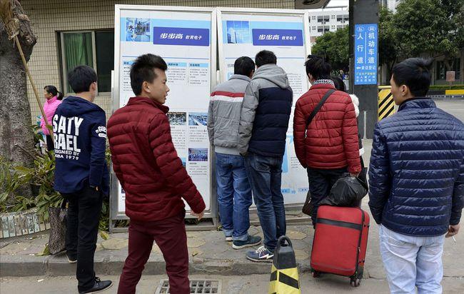 中国14亿人，工厂为何还缺人？员工：谁都不傻 第3张